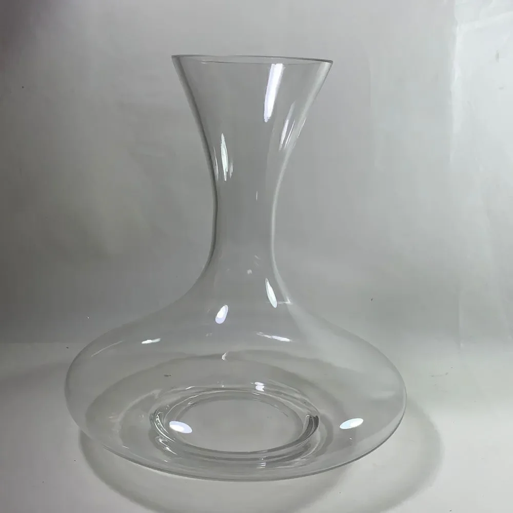 Epic Wine Spirits Party Supplies Classique Wine Decanter 54 Fl Oz Clear Glass